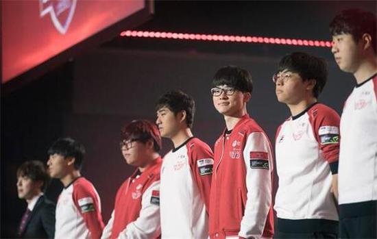 上海上港球 上海上港球